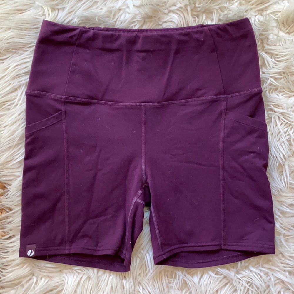 Oiselle pocket bike shorts purple high waisted 8